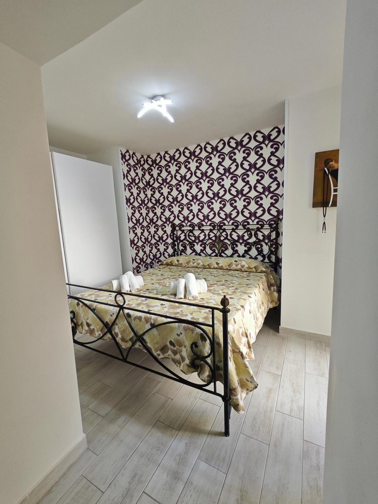 Апартаменты Nunzia'S House Napoli Экстерьер фото