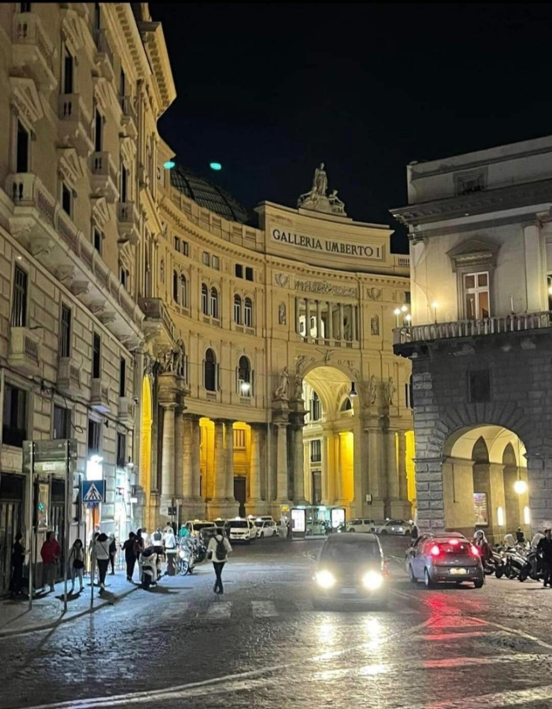 Апартаменты Nunzia'S House Napoli Экстерьер фото